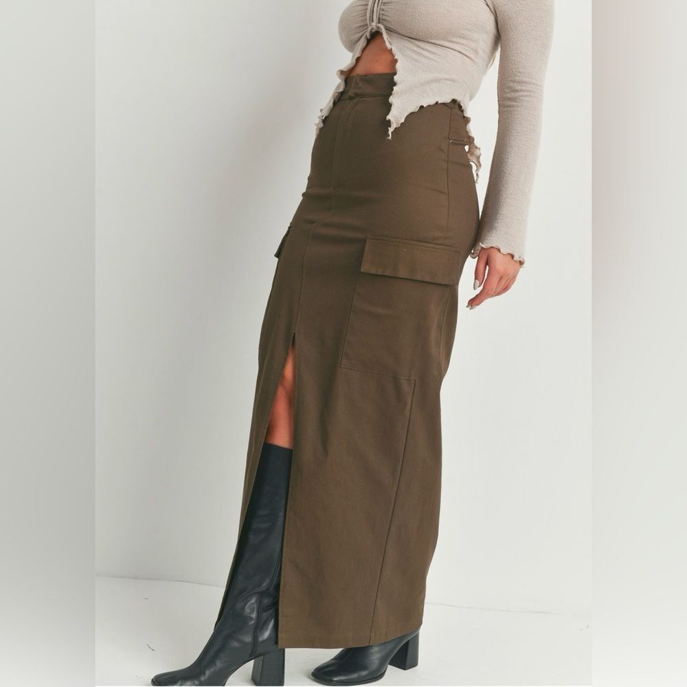 High waisted skirt